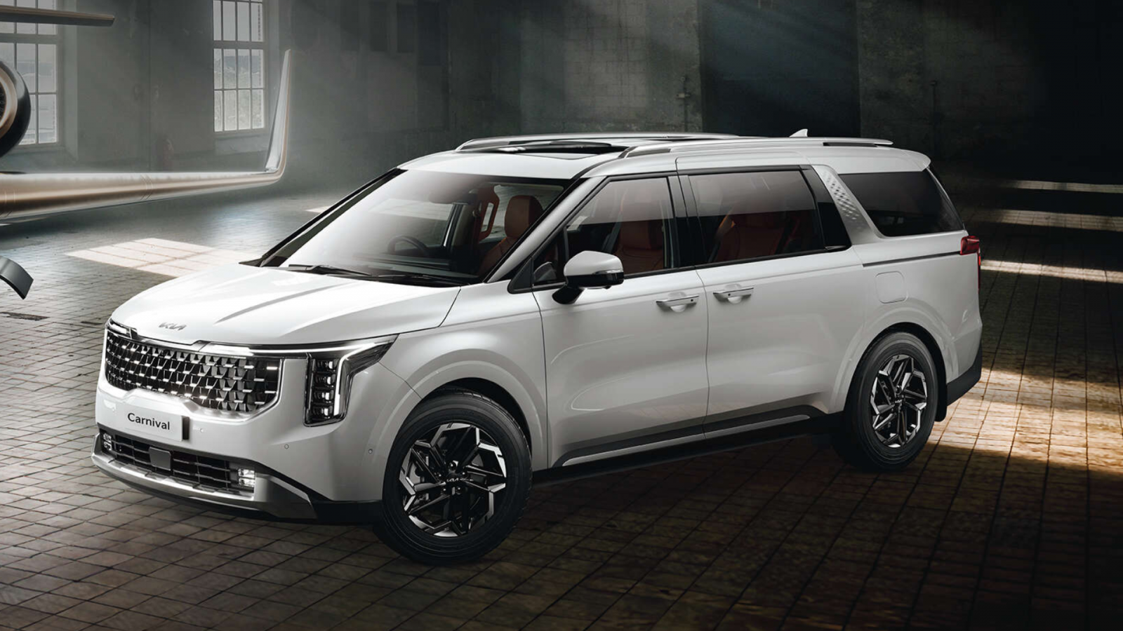 XE CARNIVAL LIMOUSINE